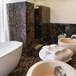 Villa Diora *