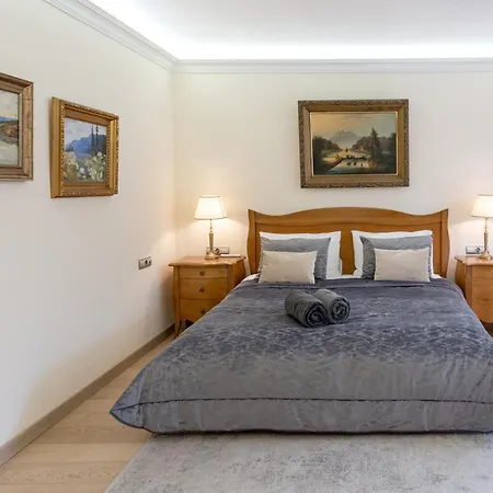 Diora 빌라 아데제