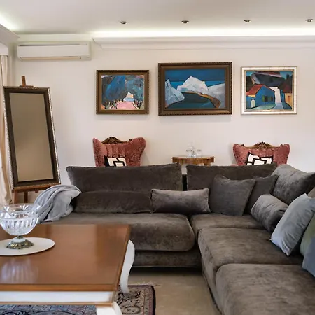 Diora 빌라 아데제