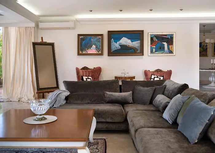 Diora 别墅 阿德耶